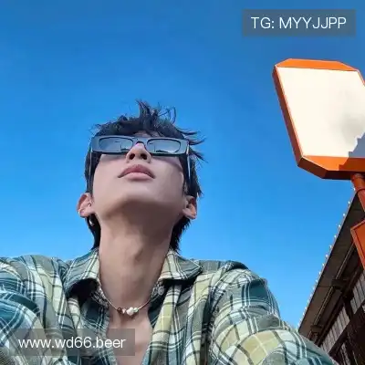 嵇嵘琚